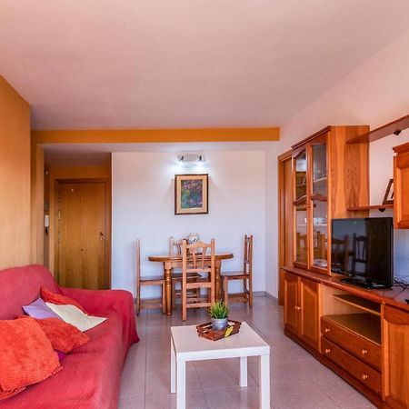 Awesome Apartment In Blanes Ngoại thất bức ảnh