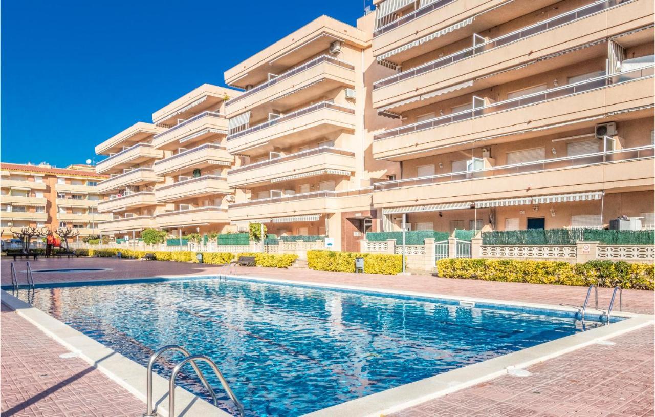 Awesome Apartment In Blanes Ngoại thất bức ảnh